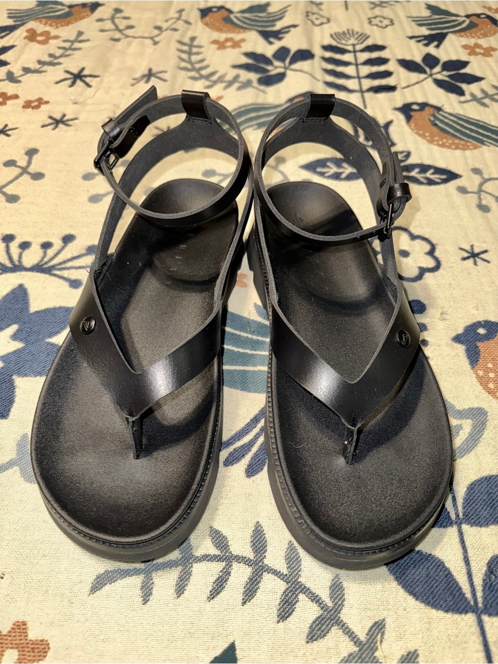 Reef Black Ankle-Strap Toe-Post Sandals
